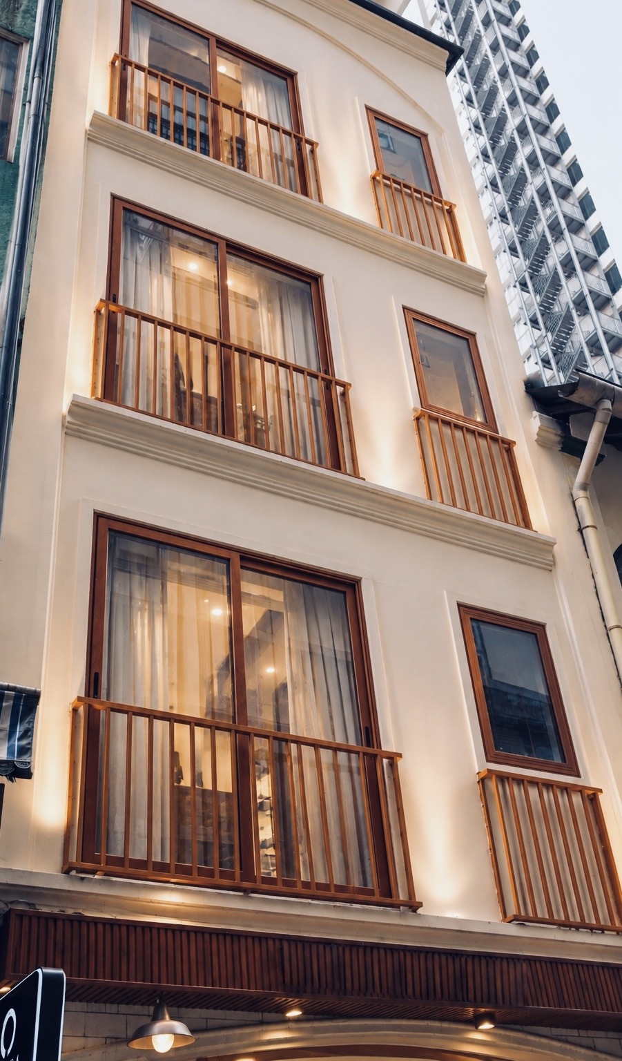 building-facade Havira Ham Nghi EN101 - Deluxe studio - building facade
